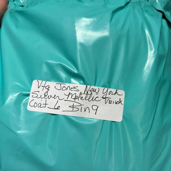 Vintage Jones New York Women’s Size 6 Silver Metallic Button Trench Coat Pockets - Picture 13 of 13